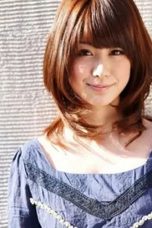 Airi Nakajima como: Mai