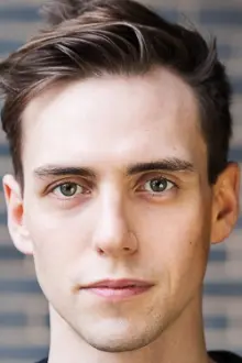 Jamie Muscato como: Taylor