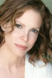 Leslie Stevens como: Annika Williams