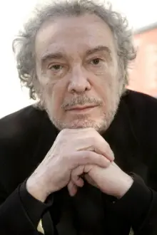 Alfredo Alcón como: Alejandro