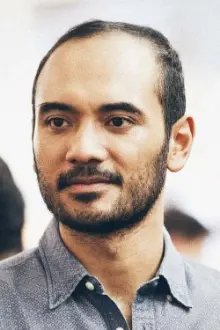 Ario Bayu como: Ghani Zulham / Ghazul