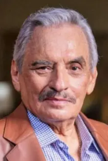 Manuel Ojeda como: Don Gregorio