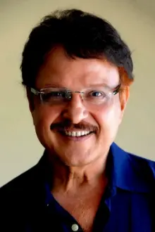 Sarath Babu como: Shankar Reddy