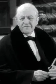 Gaston Dubosc como: Adolphe Bellanger, son père