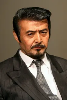 Jiro Okazaki como: 