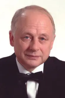 Андрей Толубеев como: Gusakov