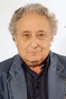 José Carabias como: Profesor Dizcal