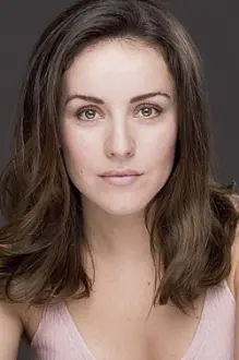 Claudia Molina como: Laura