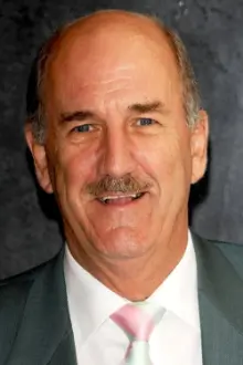 Russ Abbot como: Morris Roebuck