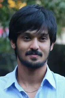 Nakul como: Juju