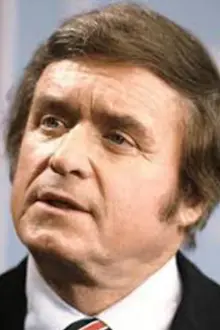 Mike Douglas como: 