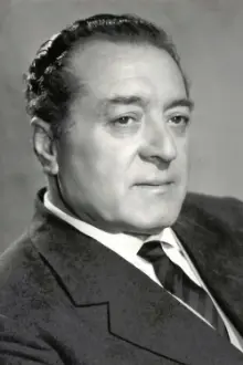 José Marco Davó como: Bembo Altieri