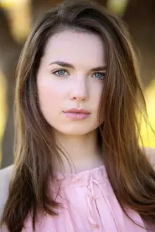 Morgan Thompson como: Red / Claire