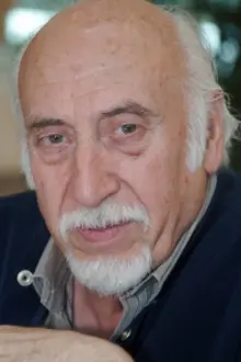 Yılmaz Atadeniz como: 