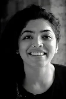 Rima Kallingal como: Sumathi