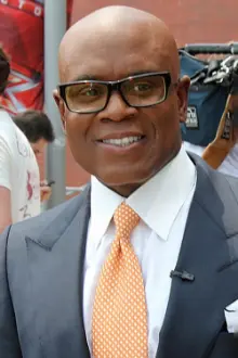 L.A. Reid como: Self - CEO and President, Arista Records 2000-2004