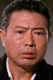 Ching Miao como: Master Mui Lingchuen