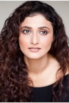 Ragini Khanna como: Preet