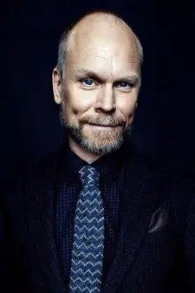 Kristian Luuk como: Ralf Nyström