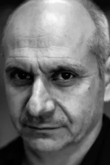 Carlo Ferrante como: Director