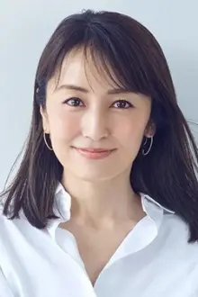 Akiko Yada como: Yokoyama Yoko