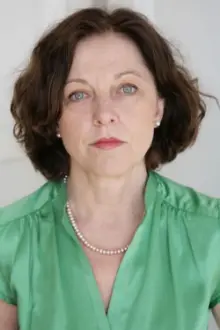 Irene Rindje como: Christine Holzer
