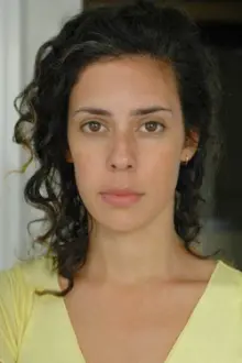 Roberta Colindrez como: Lex Cordova