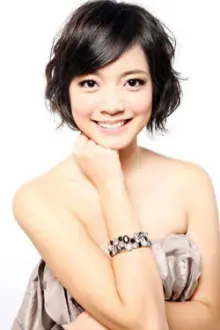 Crystal Lin como: Chen Ying Chun