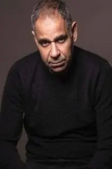 Mahmoud Al Bezzawy como: حمدي