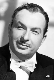 Xavier Cugat como: Benny Chico