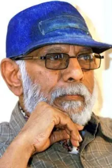 Balu Mahendra como: Grandfather