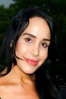 Nadya Suleman como: Vanessa