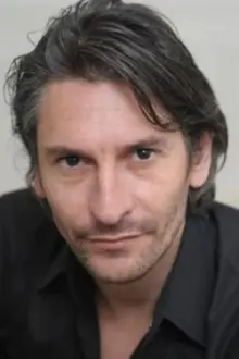 Nicolas Abraham como: François