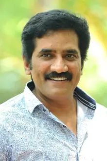 Rao Ramesh como: Vishwanath, Indhu's Father