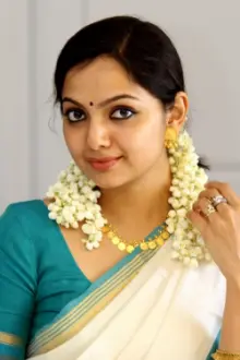 Samvrutha Sunil como: Nanda