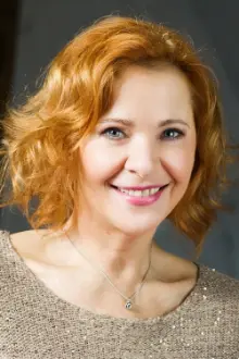 Kamila Magálová como: Jarka Ulínska