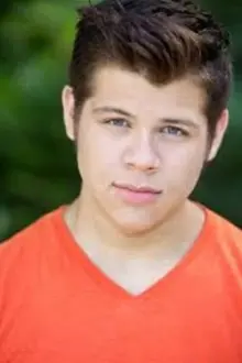 Christopher Rivera como: Seth