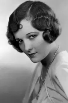 Marian Nixon como: Babe Ellis