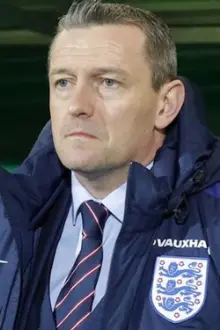  Aidy Boothroyd como: 