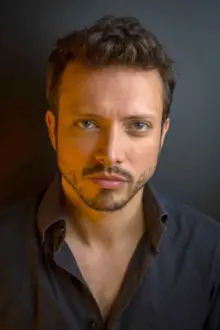 Hugo Tavares como: Carlos