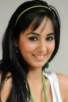 Sakshi Gulati como: Ria Verma