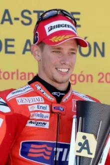 Casey Stoner como: Ele mesmo