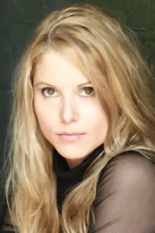 Jennifer Bryer como: Amber