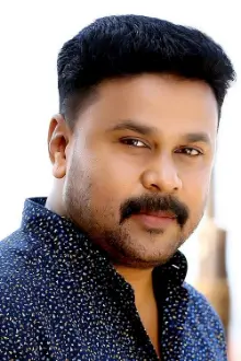 Dileep como: Solomon