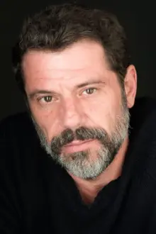 Manuel Wiborg como: Armando Figueira