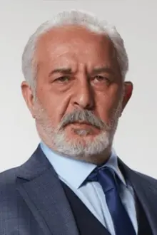 Ali Sürmeli como: Çıplak Hemo