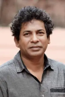 Mosharraf Karim como: Chairman