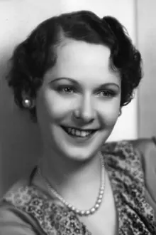 Ruth Weston como: Rose Harmer