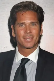 Roberto Palazuelos como: Ricardo Masó