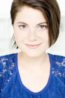 Julianne Côté como: Kelly Blais